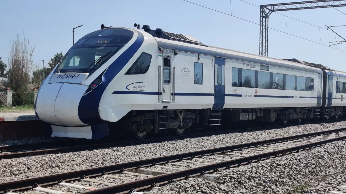 महाराष्ट्र को पछाड़कर वंदे भारत ट्रेनों के मामले में यह राज्य बना नंबर 1, चलती हैं इतनी ट्रेन, देखें लिस्ट