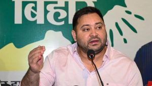 तेजस्वी यादव का बड़ा चुनावी दांव: जीविका दीदियों को ₹30,000 वेतन और सरकारी नौकरी का वादा तेजस्वी यादव का बड़ा चुनावी दांव: जीविका दीदियों को ₹30,000 वेतन और सरकारी नौकरी का वादा