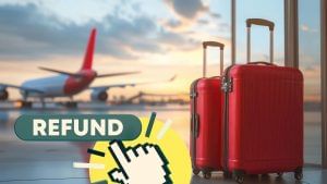 दिल्ली एयरपोर्ट पर तकनीकी खराबी से 300 फ्लाइट लेट, यात्रियों की बढ़ी परेशानी; जानें क्या आपको मिलेगा रिफंड