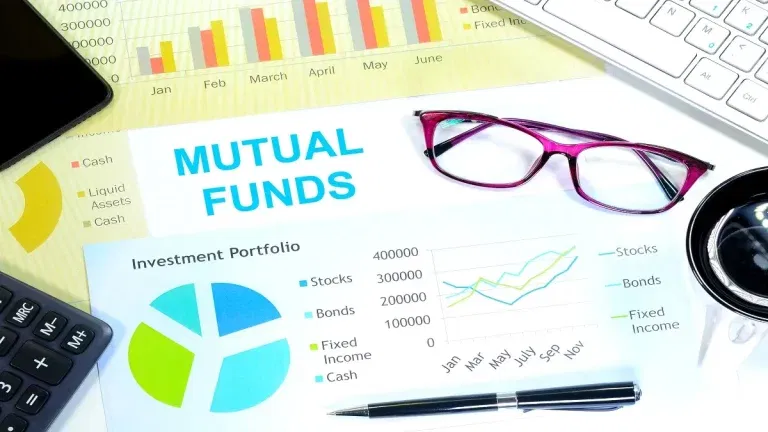 5,000 रुपये की SIP vs 60,000 रुपये का Lump Sum: 10 साल में कौन बनाएगा ज्यादा वेल्थ, जानें सच्चाई
