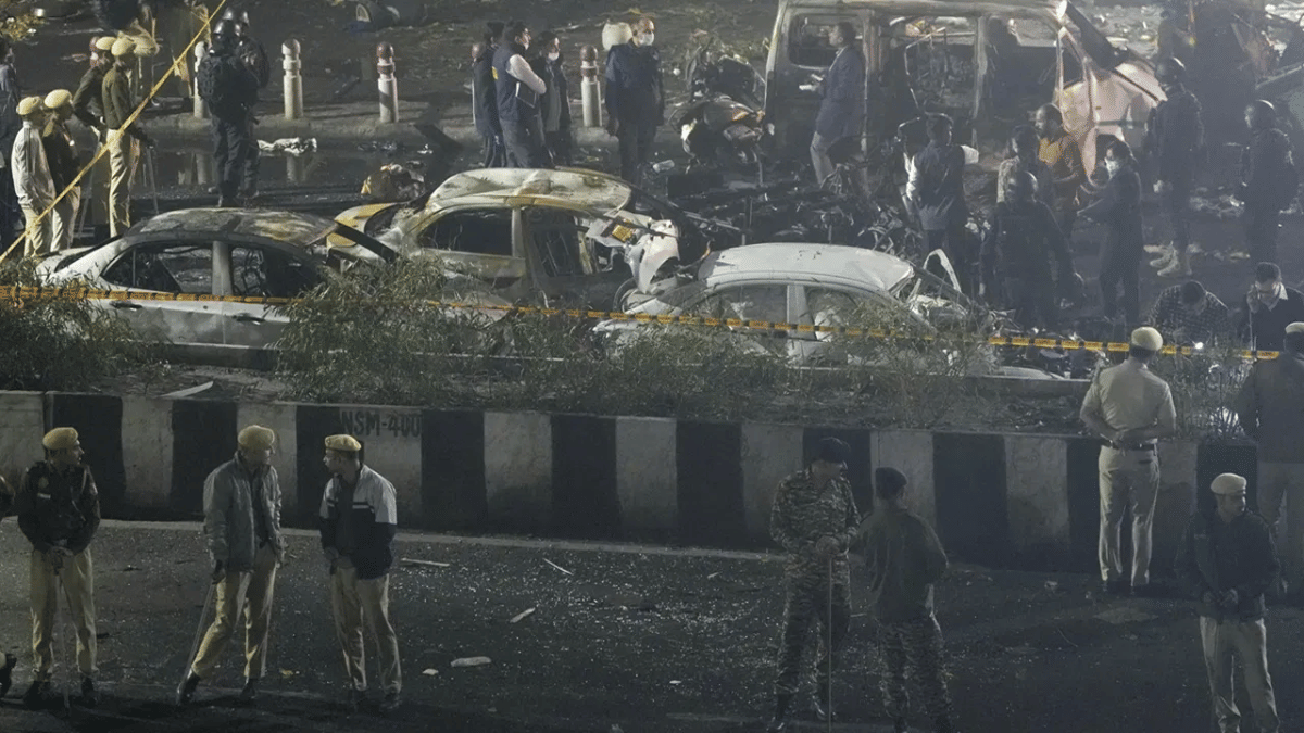 Delhi Red Fort Blast: NIA की बड़ी कार्रवाई, सुसाइड बॉम्बर का करीबी कश्मीरी साथी हुआ गिरफ्तार