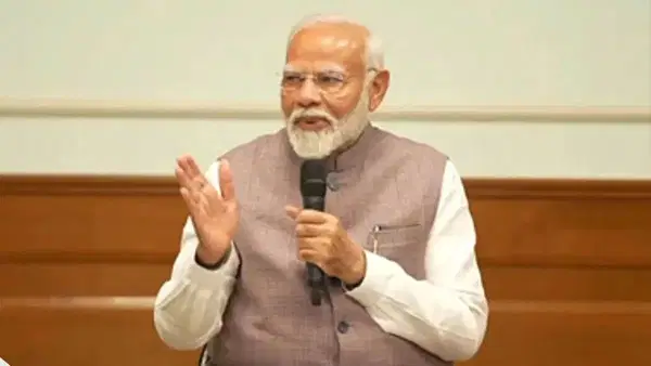 केंद्रीय कैबिनेट ने सार्थक PDS स्कीम को दी मंजूरी, 25000 करोड़ रुपये से आधुनिक बनेगा खाद्य वितरण नेटवर्क केंद्रीय कैबिनेट ने सार्थक PDS स्कीम को दी मंजूरी, 25000 करोड़ रुपये से आधुनिक बनेगा खाद्य वितरण नेटवर्क