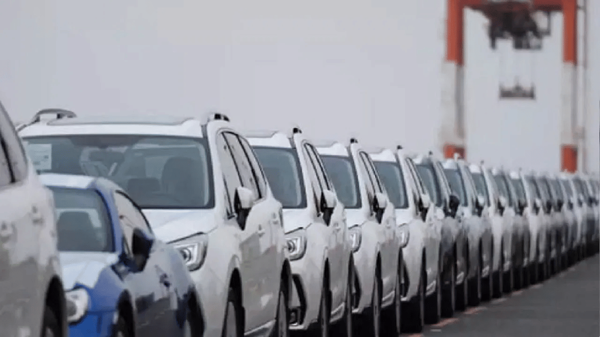 10 गुना तक महंगा हुआ गाड़ी का फिटनेस टेस्ट कराना, हैवी से लेकर दुपहिया वाहन तक के बढ़े चार्ज; देखें लिस्ट