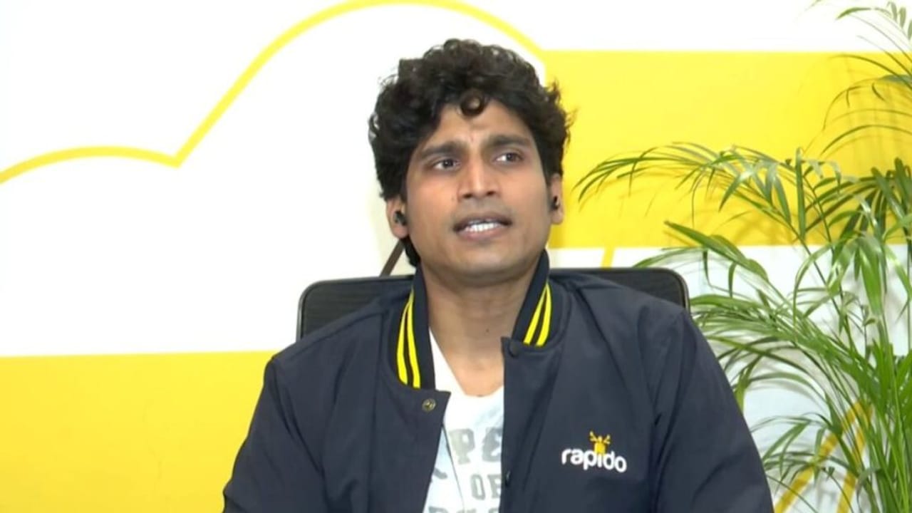 75 बार रिजेक्ट हुआ था Rapido का बिजनेस आइडिया, तेलंगाना के इस लड़के ने बनाया ₹9000 करोड़ का साम्राज्य, ओला-उबर को दो रहा टक्कर