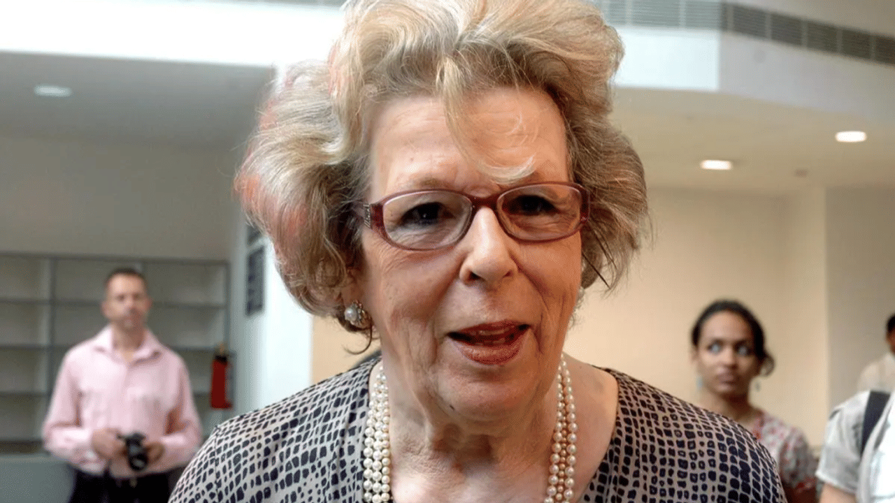 भारत घूमने आई इस विदेशी महिला ने खड़ा किया 1 लाख करोड़ का साम्राज्य, बन गईं टाटा खानदान की बहू