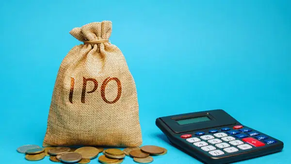 बजट 2025 के बाद IPO की बाढ़, 366 कंपनियों ने मार्केट में दी दस्तक; SME सेगमेंट का रहा दबदबा बजट 2025 के बाद IPO की बाढ़, 366 कंपनियों ने मार्केट में दी दस्तक; SME सेगमेंट का रहा दबदबा