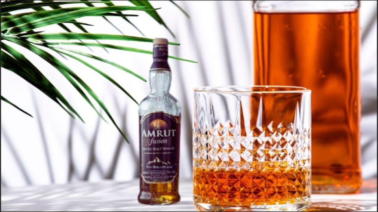 ये भारतीय सिंगल माल्ट व्हिस्की बनी दुनिया की सबसे बेस्ट, इंटरनेशनल अवॉर्ड्स में मचा रही तहलका