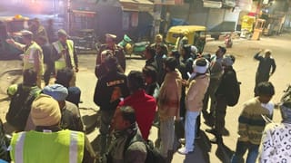 नए साल के जश्न से पहले दिल्ली में चला ऑपरेशन आघात 3.0, सैकड़ों गिरफ्तार; अवैध हथियार और चोरी के सामान जब्त