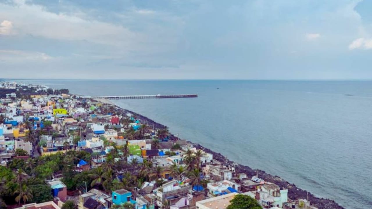 सर्दियों में घूमने के लिए परफेक्ट जगहें! कहीं बर्फीली परतें तो कहीं सूरज की हैं मद्धम किरणें; पॉकेट पर भी नहीं पड़ेगा भार