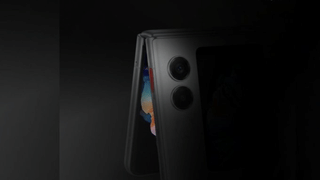 AI+ स्मार्टफोन लॉन्च कर रही है सबसे सस्ता फ्लिप फोन, ₹40000 से कम होगी कीमत, जानें क्या है खासियत