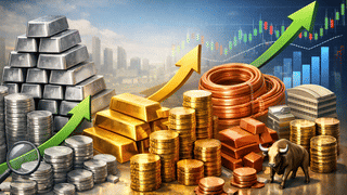 2025 में सोना-चांदी-तांबे ने लूटी महफिल, 15-15 हजार के निवेश से बना 1 लाख का फंड, बैंक निफ्टी ने बाजार को पछाड़ा