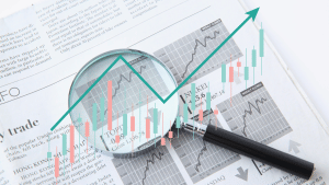 आधी कीमत पर मिल रहे ये 2 शेयर, डॉली खन्ना ने इनमें लगा रखा है 15 करोड़ का दांव, आपकी रडार में आए क्या!