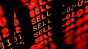 नए हाई पर Sensex-Nifty, फिर भी रिटेल निवेशकों ने 2 महीने में बेच दिए ₹25000 करोड़ के शेयर, क्या है डर का कारण