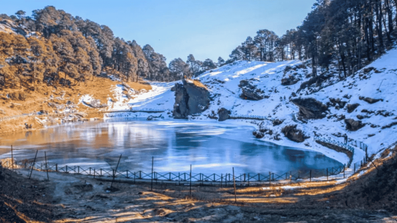 मनाली-मसूरी नहीं… सर्दियों में सुकून चाहने वालों के लिए भारत की 7 अनदेखी जगहें; चेक करें लिस्ट