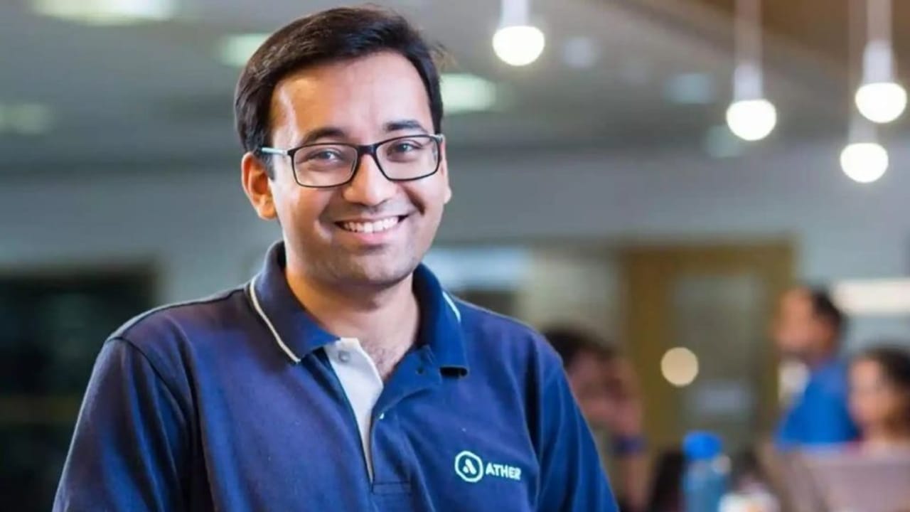 गुजरात के इस लड़के ने लाई EV सेक्टर में क्रांति, IIT से की पढ़ाई, दोस्त के साथ मिलकर बनाया Ather Energy