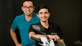 गुजरात के इस लड़के ने लाया EV सेक्टर में क्रांति, IIT से की पढ़ाई, दोस्त के साथ मिलकर बनाया Ather Energy