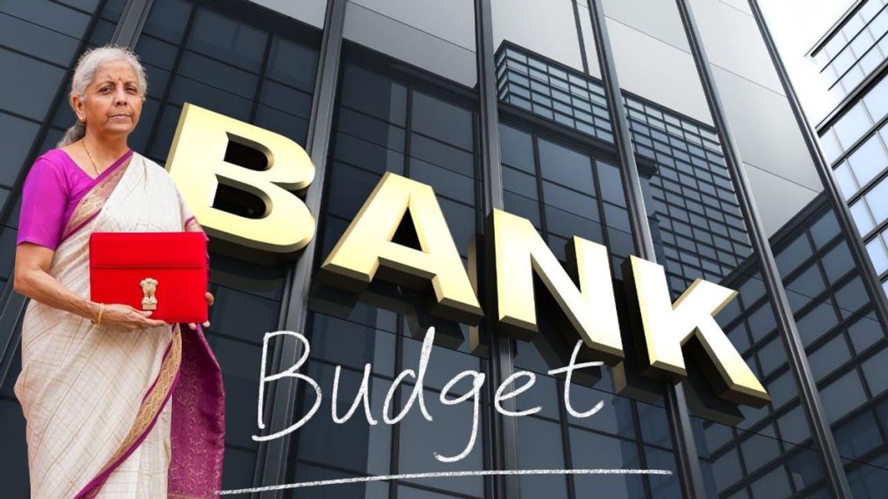 Budget 2026 से किसे क्या मिलेगा? डिफेंस से लेकर बैंकिंग सेक्टर तक क्या हैं उम्मीदें