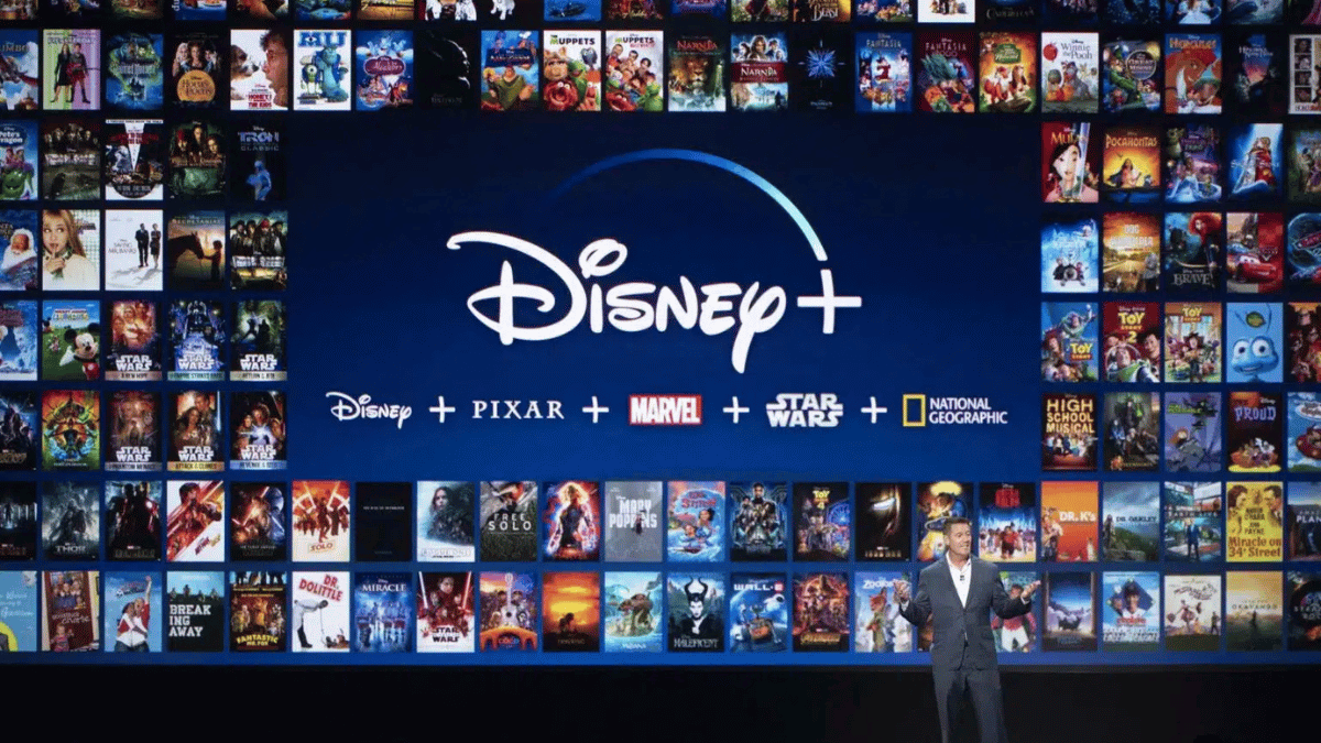 Disney+ का बड़ा दांव, Instagram-YouTube Shorts को टक्कर देने की तैयारी; वर्टिकल वीडियो में एंट्री Disney+ का बड़ा दांव, Instagram-YouTube Shorts को टक्कर देने की तैयारी; वर्टिकल वीडियो में एंट्री