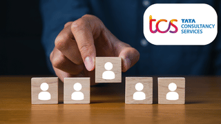 AI का असर! TCS में 3 महीने में 11000 से ज्यादा कर्मचारी घटे, अब इतने बचे