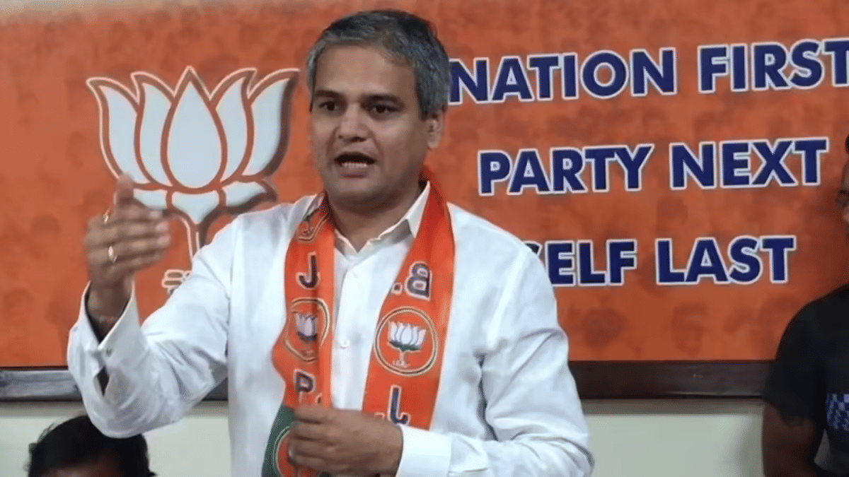 124 करोड़ दौलत! कौन हैं BMC चुनाव के सबसे अमीर उम्मीदवार मकरंद नार्वेकर, 9 साल में 1868% बढ़ी संपत्ति