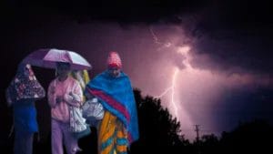 30 जनवरी से 3 फरवरी तक मौसम का डबल अटैक! कई राज्यों में बारिश-आंधी और बिजली गिरने का अलर्ट; 4 डिग्री तक गिरेगा पारा