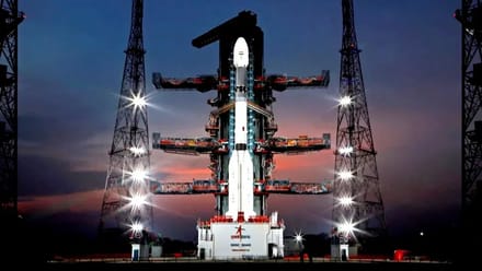 ‘Eye in the Sky’ बना ISRO का EOS-05! 36000 KM की ऊंचाई से करेगा निगरानी; पहली बार जियो-ऑर्बिट में पहुंचा इमेजिंग सैटेलाइट