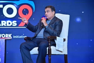 ऑटोमोबाइल इंडस्ट्री है भारत का ग्रोथ इंजन, 5 साल में नंबर-1 बनने का लक्ष्य: Auto9 Awards में बोले नितिन गडकरी