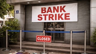 लगातार 4 दिन बैंक रहेंगे बंद! ठप होंगे कामकाज, हड़ताल पर जा रहे कर्मचा‍री, इस तारीख को करेंगे हल्‍लाबोल