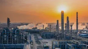 ₹1000 करोड़ कैश, 28% प्रीमियम बायबैक… बाजार ने किया नजरअंदाज, क्यों यह स्मॉल कैप 2026 में बदल सकता है गेम!