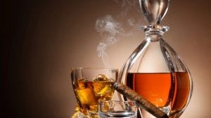 ₹395 करोड़ की शराब से ₹4 करोड़ की बीयर तक, ये हैं दुनिया की सबसे महंगी ड्रिंक्स