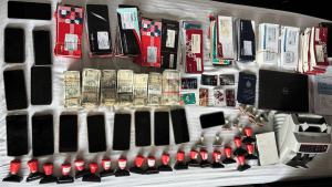 ₹127 करोड़ की ठगी करने वाले 104 ठग गिरफ्तार, UP-बिहार समेत 16 राज्यों में फैला था नेटवर्क, ऐसे चलता था ठगी का खेल