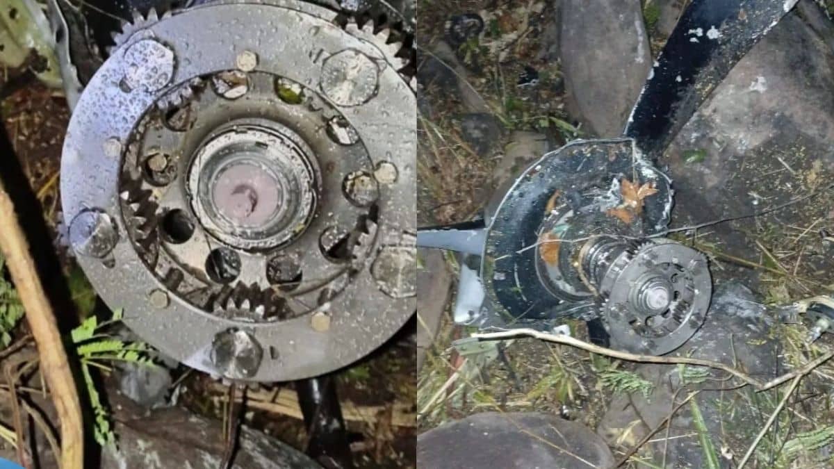 झारखंड में रांची के पास एयर एम्बुलेंस क्रैश, 7 लोग थे सवार झारखंड में रांची के पास एयर एम्बुलेंस क्रैश, 7 लोग थे सवार