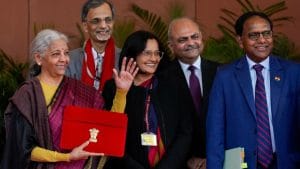 Union Budget 2026: 9 बजट और 9 पारंपरिक साड़‍ियां, इस बार चुनी व‍ित्त मंत्री निर्मला सीतारमण ये खास साड़ी