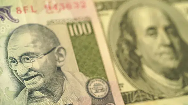 Rupee Rate Today: रुपये में लगातार दूसरे दिन तेजी, डॉलर के मुकाबले 94.94 पर पहुंचा Rupee Rate Today: रुपये में लगातार दूसरे दिन तेजी, डॉलर के मुकाबले 94.94 पर पहुंचा