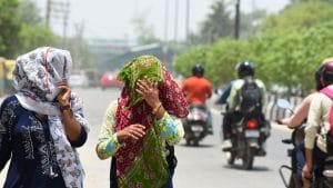 यूपी समेत कई राज्यों से सर्दी की विदाई के संकेत, दो पश्चिमी विच्छोभ से पहाड़ी राज्यों में बारिश-बर्फबारी के आसार