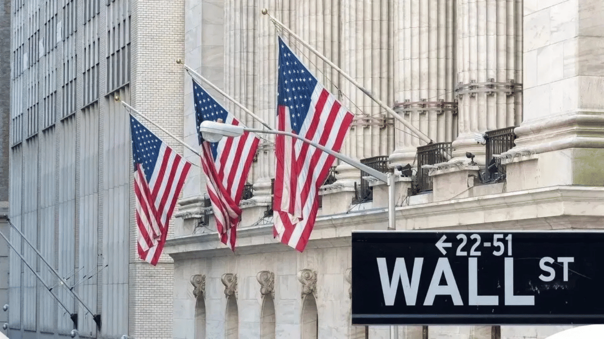 Dow, S&P 500 और Nasdaq में गिरावट, ऊंची ब्याज दरों से सहमा अमेरिकी बाजार या कुछ और है कारण; जानें Dow, S&P 500 और Nasdaq में गिरावट, ऊंची ब्याज दरों से सहमा अमेरिकी बाजार या कुछ और है कारण; जानें