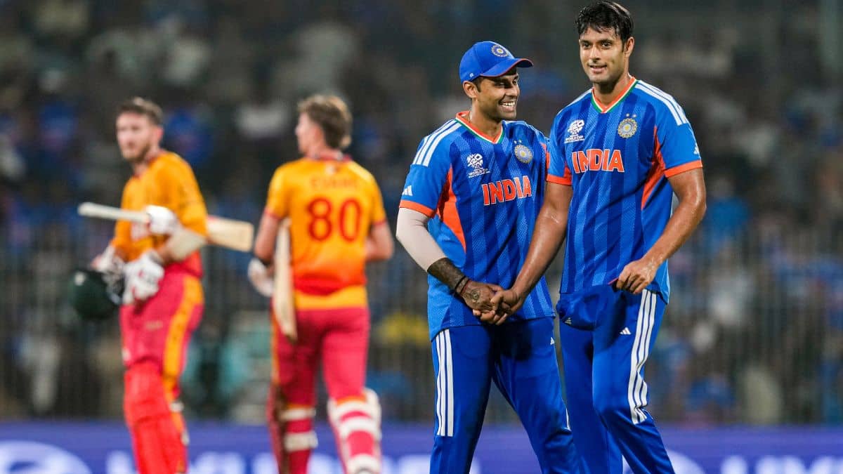 भारत ने जिम्बाब्वे को 72 रनों से चटाई धूल, लगे रिकॉर्ड्स की झड़ी; अभिषेक शर्मा ने की दमदार वापसी भारत ने जिम्बाब्वे को 72 रनों से चटाई धूल, लगे रिकॉर्ड्स की झड़ी; अभिषेक शर्मा ने की दमदार वापसी