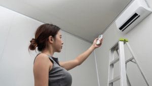 इस हैक से गर्मियों में AC चलाना होगा सस्ता, घर रहेगा ठंडा और बिजली का बिल भी होगा आधा!