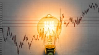 पावर स्टॉक्स में तेजी! 100 रुपये से सस्ते इस दिग्गज स्टॉक में 5% की उछाल, क्यों निवेशकों ने दिखाया भरोसा