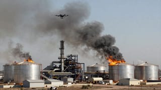 गैस-तेल के बाद अब एल्यूमिनियम सेक्टर पर खतरा! ईरान का Alba Bahrain प्लांट पर हमला, 2 कर्मचारी घायल