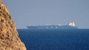 पैनिक बाइंग की जरूरत नहीं! 40,000 टन LPG लेकर Shivalik टैंकर होर्मुज स्ट्रेट के पार, दो दिन में भारत पहुंचेगा जहाज