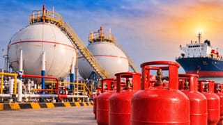 भारत के पास इमरजेंसी के लिए कितना है LPG स्टॉक? कहां-कहां कर रखा है स्टोर; जानें कितनी है कैपेसिटी