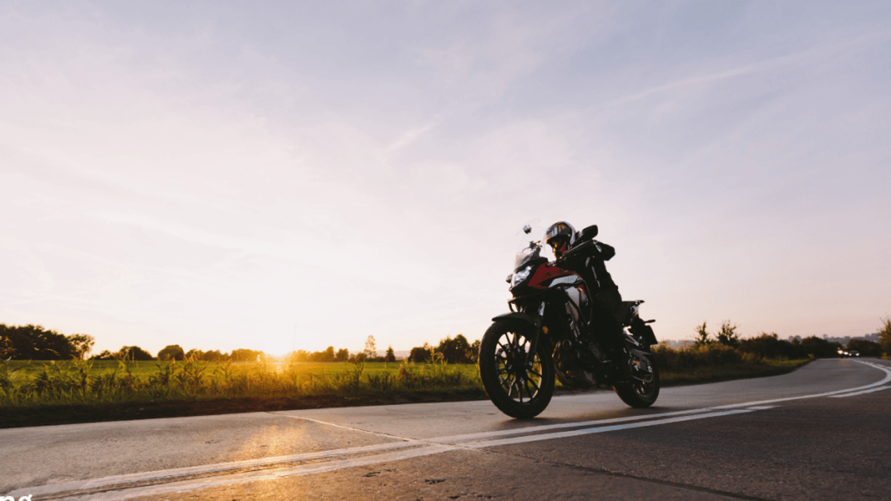 रिजर्व में गाड़ी चलाने का खतरा, जानिए क्या होता है जब पेट्रोल कम होने के बाद भी करते हैं राइड