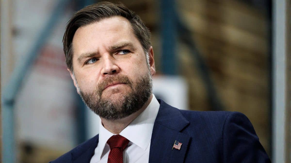 20 साल की अमेरिकी शर्त ने तोड़ी इस्लामाबाद वार्ता की कमर; तेहरान ने कहा- न यूरेनियम रोकेंगे, न बाहर भेजेंगे 20 साल की अमेरिकी शर्त ने तोड़ी इस्लामाबाद वार्ता की कमर; तेहरान ने कहा- न यूरेनियम रोकेंगे, न बाहर भेजेंगे