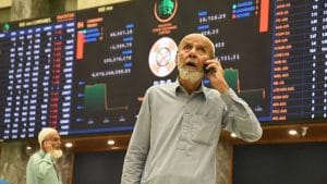पाकिस्तानी शेयर बाजार में मची तबाही, सीजफायर खत्म होने की आशंका से KSE 3800 अंक टूटा