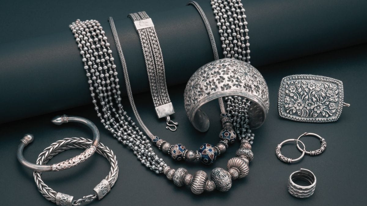 सिल्वर बेचने वालों के लिए राहत, MMTC PAMP देगा बेहतर कीमत; इन स्टोर पर लॉन्च की नई सर्विस