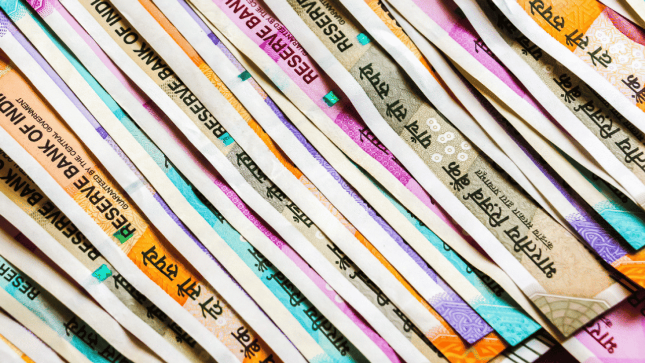 50% वेज रूल लागू! अब सैलरी स्ट्रक्चर बदला, जानिए जेब में कम पैसे क्यों आए!