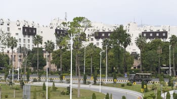 कौन है इस्लामाबाद के सेरेना होटल का मालिक, जहां चल रही है ईरान-अमेरिका समझौते की बातचीत