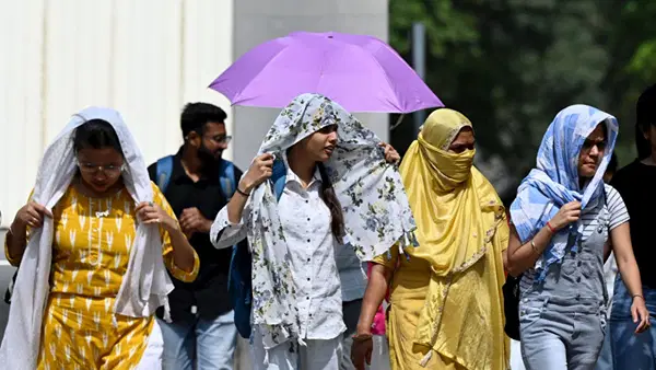 अब धधकेगा मौसम! यूपी-बिहार समेत कई राज्यों में 7 डिग्री तक चढ़ेगा पारा, पहाड़ों में बारिश-ओले का अलर्ट अब धधकेगा मौसम! यूपी-बिहार समेत कई राज्यों में 7 डिग्री तक चढ़ेगा पारा, पहाड़ों में बारिश-ओले का अलर्ट