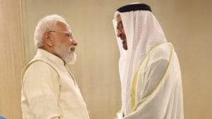 भारत और UAE के बीच गैस सप्लाई और स्ट्रैटेजिक तेल भंडार पर समझौता, 5 अरब डॉलर के निवेश की भी घोषणा